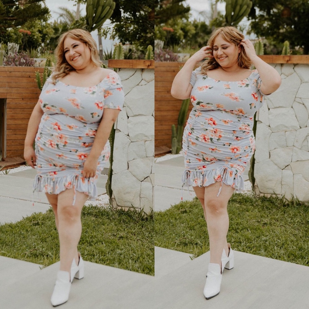 *24 HOUR SALE* Romance Please Floral Lavender Plus Size Mini Dress - Picture 3 of 7